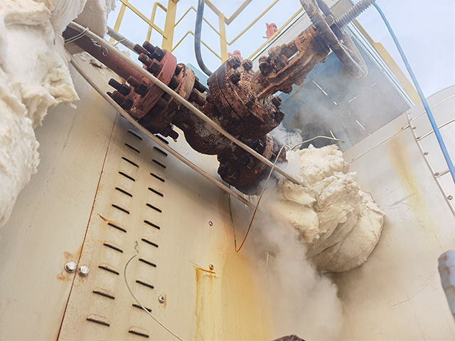 ���m������©